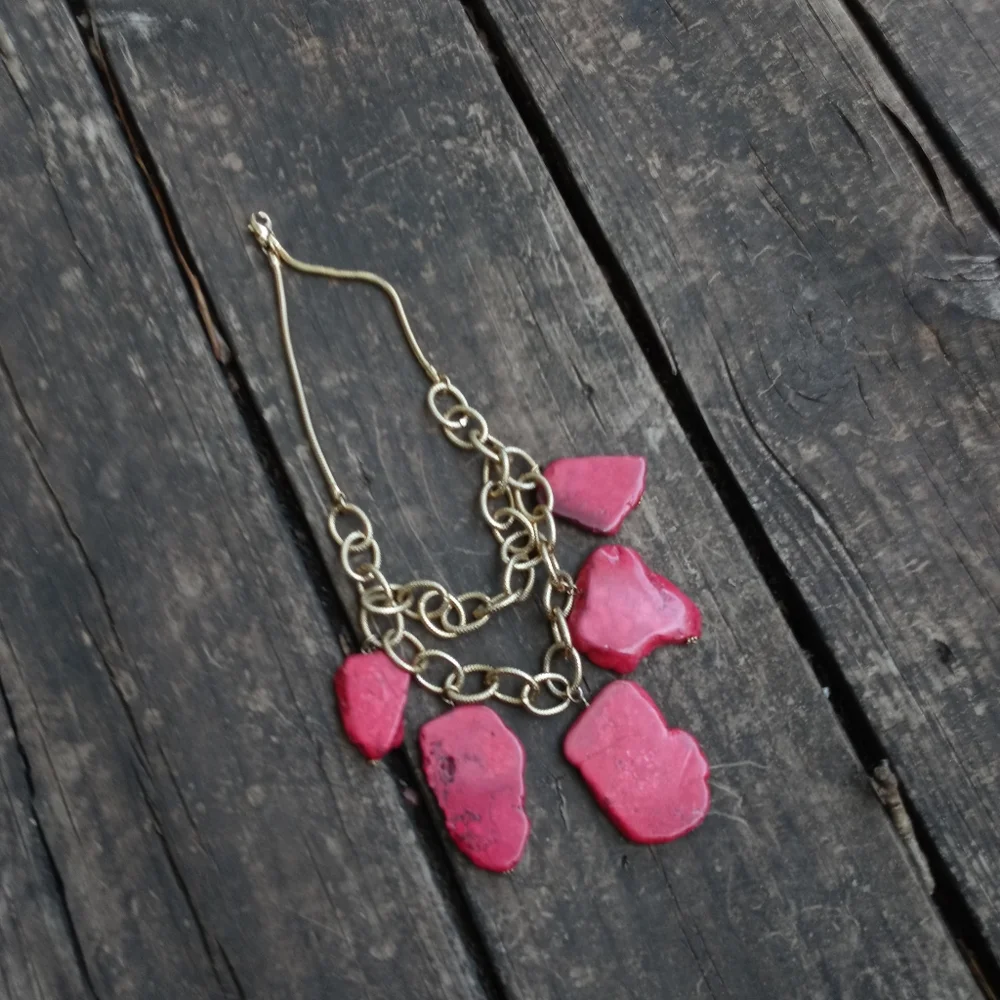 🌞🎀 Bibi NECKLACE🩸Red Coral Stones - Picture 5 of 6